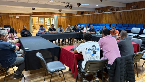 Matías Taccetta en la reunión informativa.