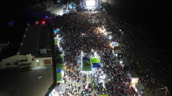 Vista panorámica del cierre de la Fiesta del Rio.