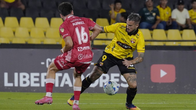 Primer partido de Darío Benedetto en Barcelona.