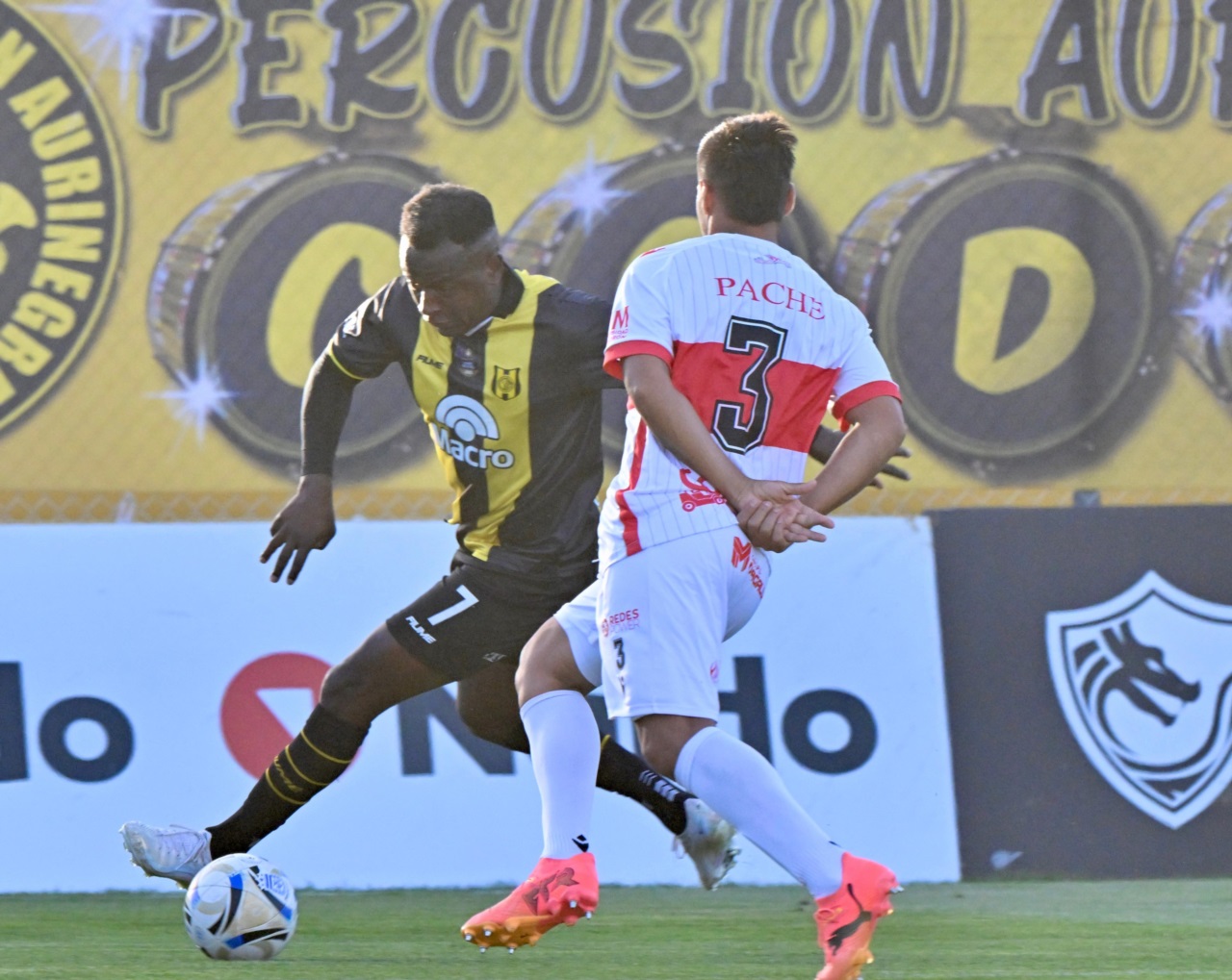"Hay que seguir, esto recién empieza y es un camino largo" expresó el extremo del Aurinegro. 