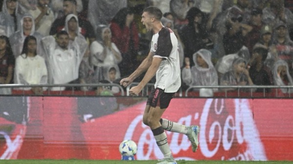 Rodrigo Castillo abrió el marcador en el Maracaná.