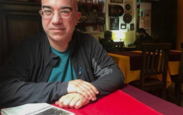 Pettovello es biólogo y habría llegado con algún guiño libertario de Nación.