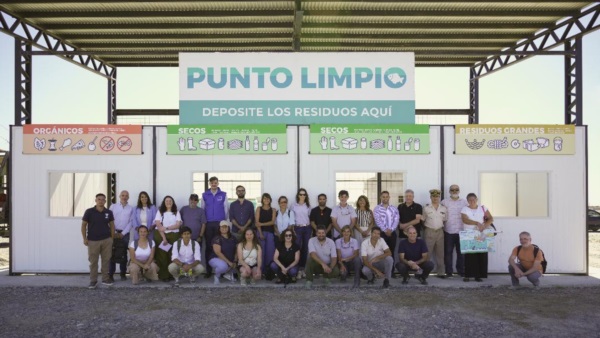 Un punto limpio en Puerto Rawson.
