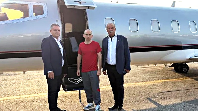 Nahuel Gallo viaja de regreso a Argentina.