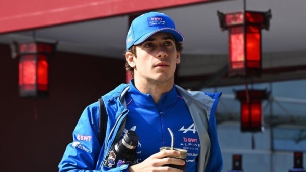 Franco tuvo una jornada exigente en el Circuito Internacional de Shanghái y largará desde la 8va fila en la carrera sprint.
