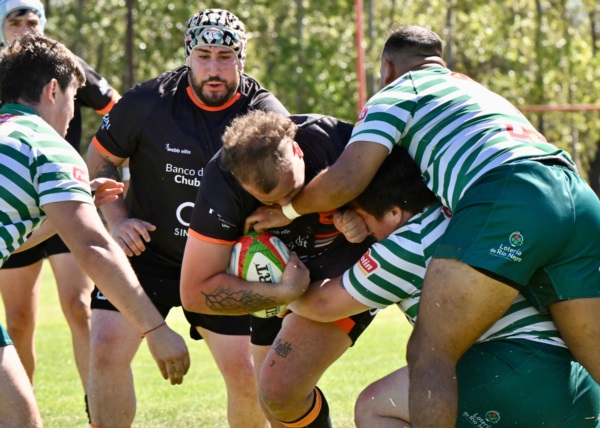 Danilo Vargas en acción, marcó uno de los tries del triunfo. (Foto: Daniel Feldman/Jornada Medios).