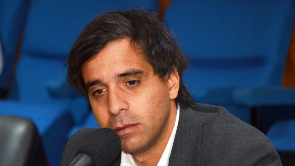 Concejal Rafael Crea duro con Héctor Ingram.