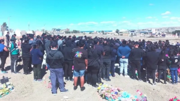 Inhumación del comerciante asesinado en el Cementerio Oeste.