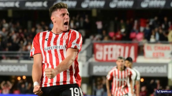 Con un Hat-Trick del Tanque Gaich, el Pincha aplasto por 5-0 al Ferroviario.