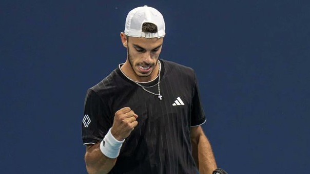 Tenis de alto vuelo por parte de Cerúndolo para meterse en cuartos del Miami Open por cuarta vez.