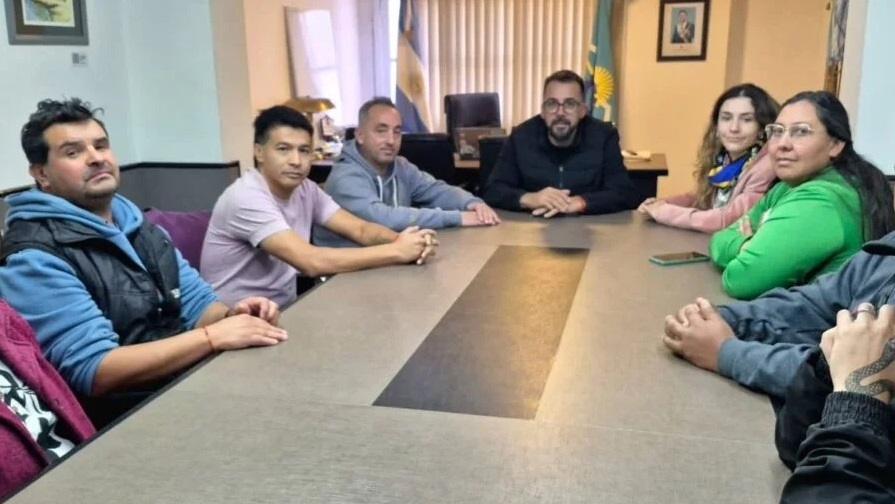 Representantes del SOEME y ZO, en reunión con el intendente Matías Taccetta.