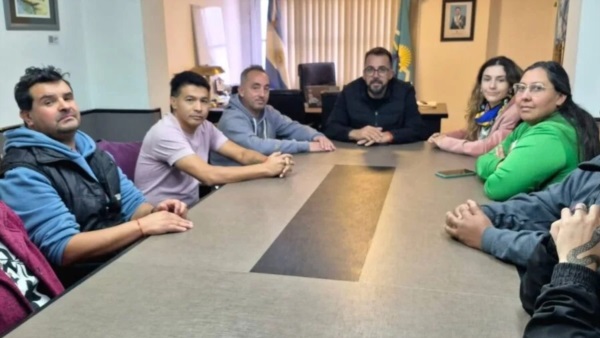 Representantes del SOEME y ZO, en reunión con el intendente Matías Taccetta.