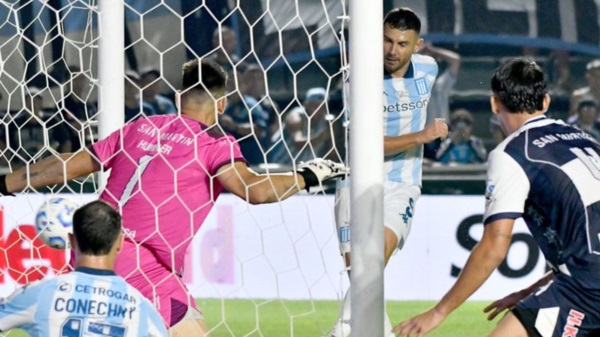 Con un gol de Maravilla, Racing venció con lo justo a San Martín de Formosa