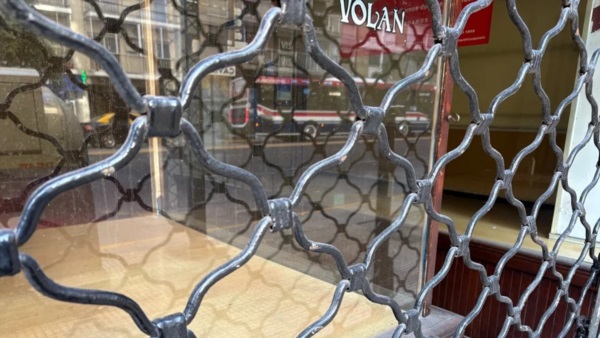 Los locales comerciales no dejan de cerrar en CABA.