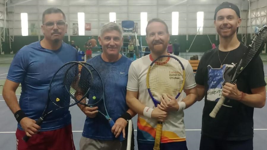 Salamín-Oller y Gilmartin-Yllana, protagonistas de una reñida semifinal en el dobles de 4° Caballeros.