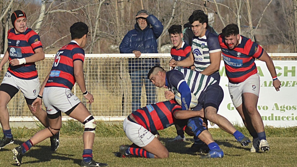 Trelew tiene una buena prueba ante Puerto Madryn en el arranque.