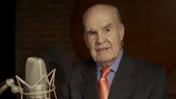 Julio Ricardo López Batista, figura emblemática del periodismo deportivo.