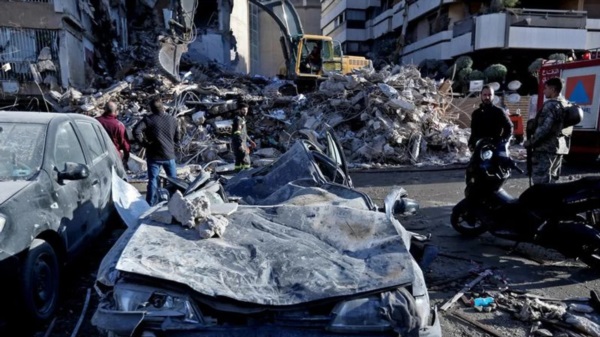 Destrucción en Beirut. Mientras Trump bombardea Irán, Netanyahu hace lo propio en El Líbano. Fotografía: Agencia Noticias Argentinas (Xinhua).