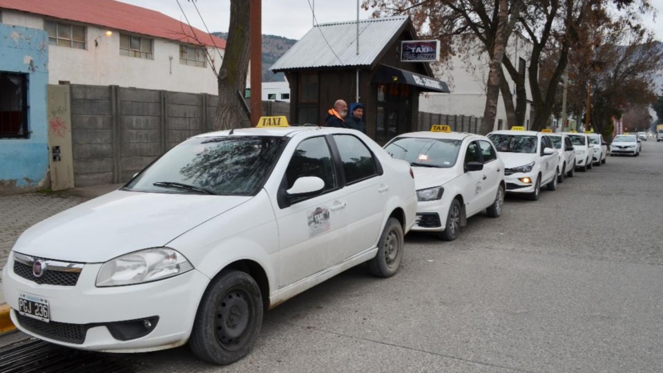 Taxis y remises de Esquel con nuevos precios.