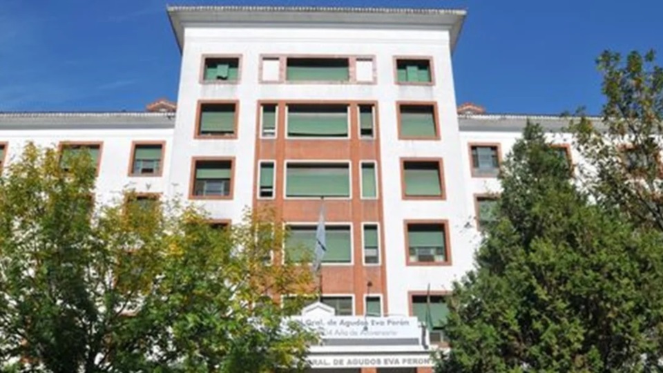 Frente del Hospital Eva Perón (ex Castex), donde fue derivado el herido.
