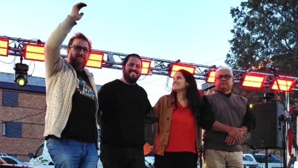 Gabriela Carel y su grupo en la Fiesta del Citrón.