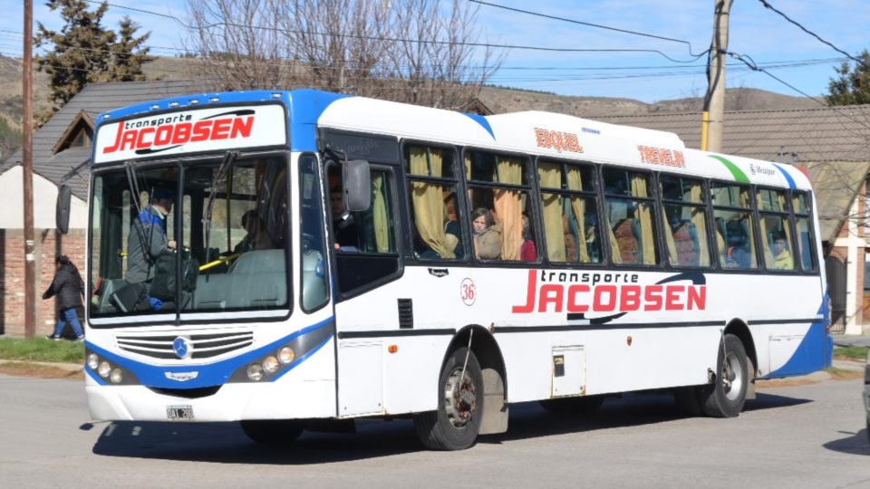 La suba del boleto del colectivo urbano en discusión.