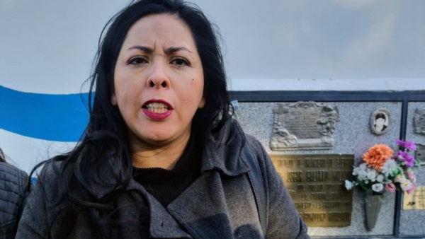 Andrea Millapi, sobrina de Oscar Calixto Millapi, soldado caído en Malvinas. 