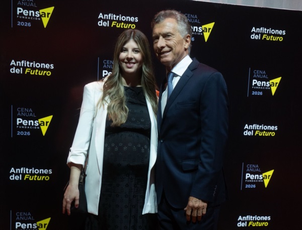 La senadora Cristina y su líder, Mauricio Macri, en la cena de la Fundación Pensar.