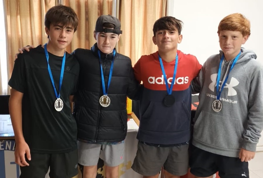 Los finalistas del doble Sub 14: Salomone, Suffriti, Vulcano y Di Lucente.