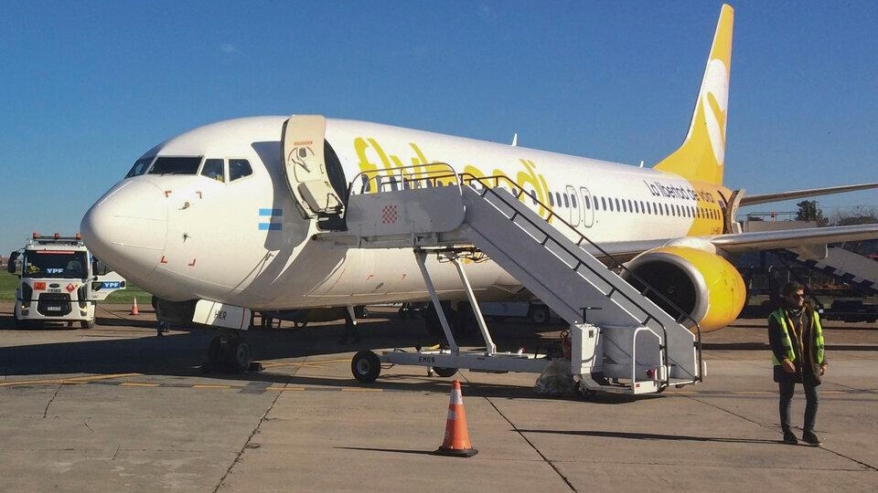 Flybondi suspende sus vuelos hasta septiembre.