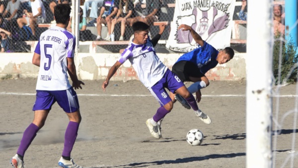 Rosas buscará vencer a AFO para quedar tercero en su grupo.