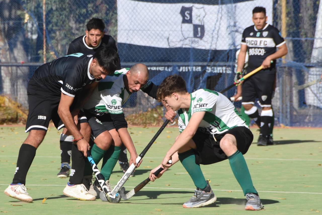 Germinal no tuvo problemas para golear a Pico FC. (Fotos: Sergio Esparza/Jornada Medios).