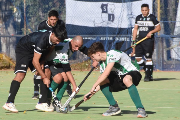 Germinal no tuvo problemas para golear a Pico FC. (Fotos: Sergio Esparza/Jornada Medios).