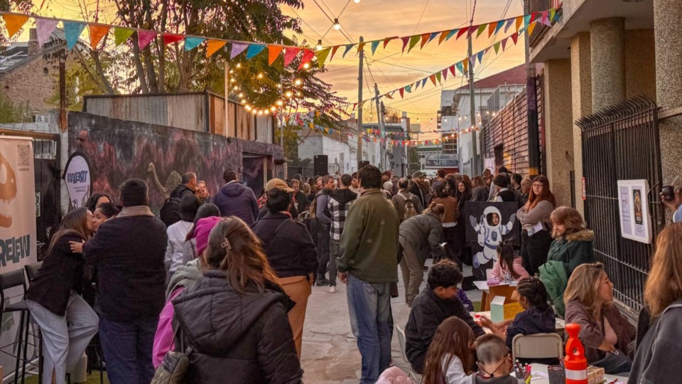 La muestra en el Pasaje Tucumán.