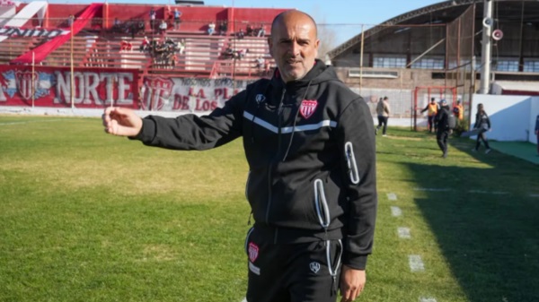 Corrales llega desde San Martín de Mendoza, adonde había llegado en mayo de 2025.