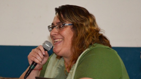 Mara Sánchez. Desolusionada.