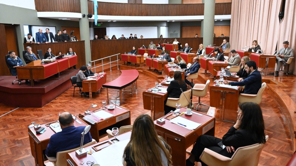 Habrá informes mensuales a la Legislatura. 
