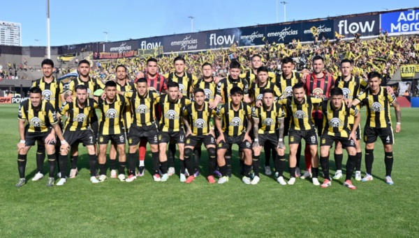 Otro partido histórico: la final en Platense ante Gimnasia de Mendoza. 