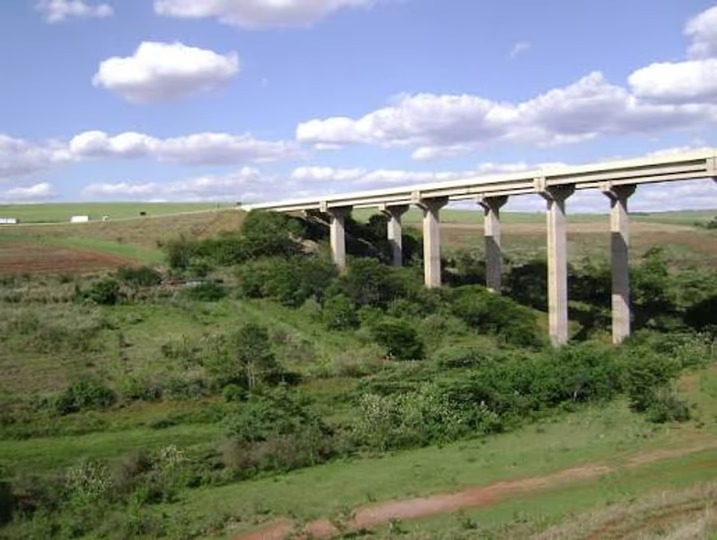 Puente del Esqueleto, en las afueras de San Pablo. Fotografía: Agencia Noticias Argentinas (Archivo).