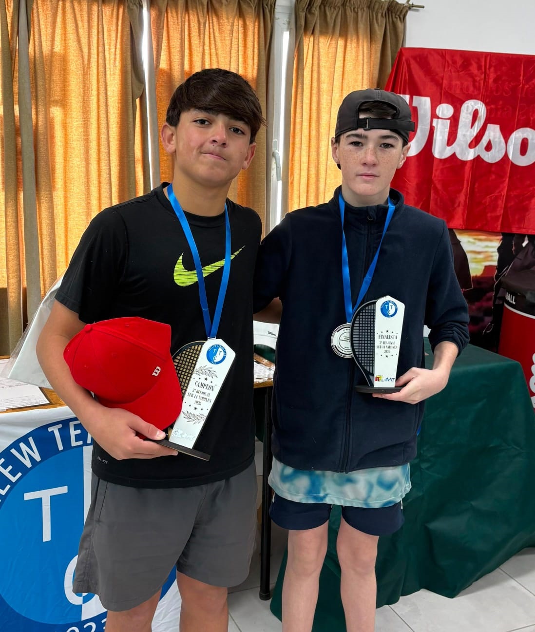 Lucio Vulcano y Bautista Suffrit, protagonistas de la final de singles y campeones del dobles Sub 14.