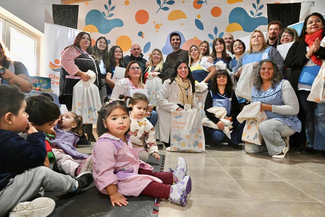 Sastre, Torres y centros maternos y de primera infancia de Madryn.