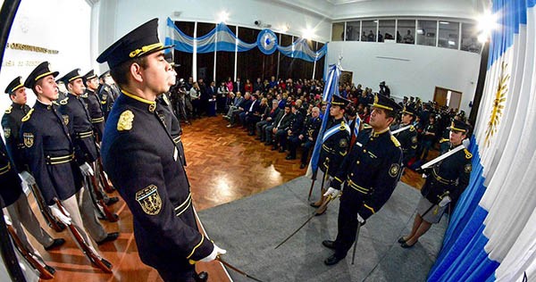 Cadetes de la Policía del Chubut, harán su juramento a la bandera en el Gimnasio Municipal N° 1.