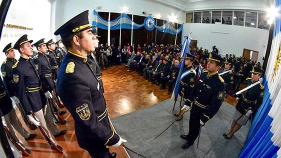 Cadetes de la Policía del Chubut, harán su juramento a la bandera en el Gimnasio Municipal N° 1.