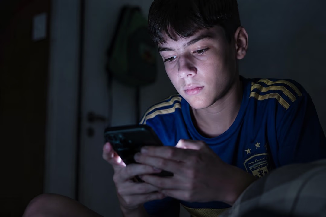 Los chicos, las apuestas y el mundial: “Le roban la tarjeta a los padres desde temprana edad".