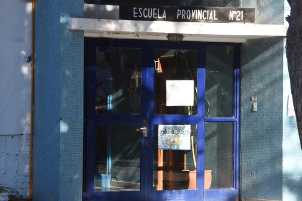 Escuela N° 21 Fotografía Sergio Esparza