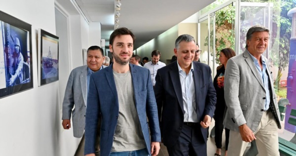 Torres y Marín, CEO de YPF, junto a Menna y Ávila, en una imagen de archivo.