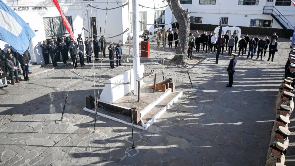 La Prefectura Naval Argentina recordó el 216º  aniversario de su creación. 