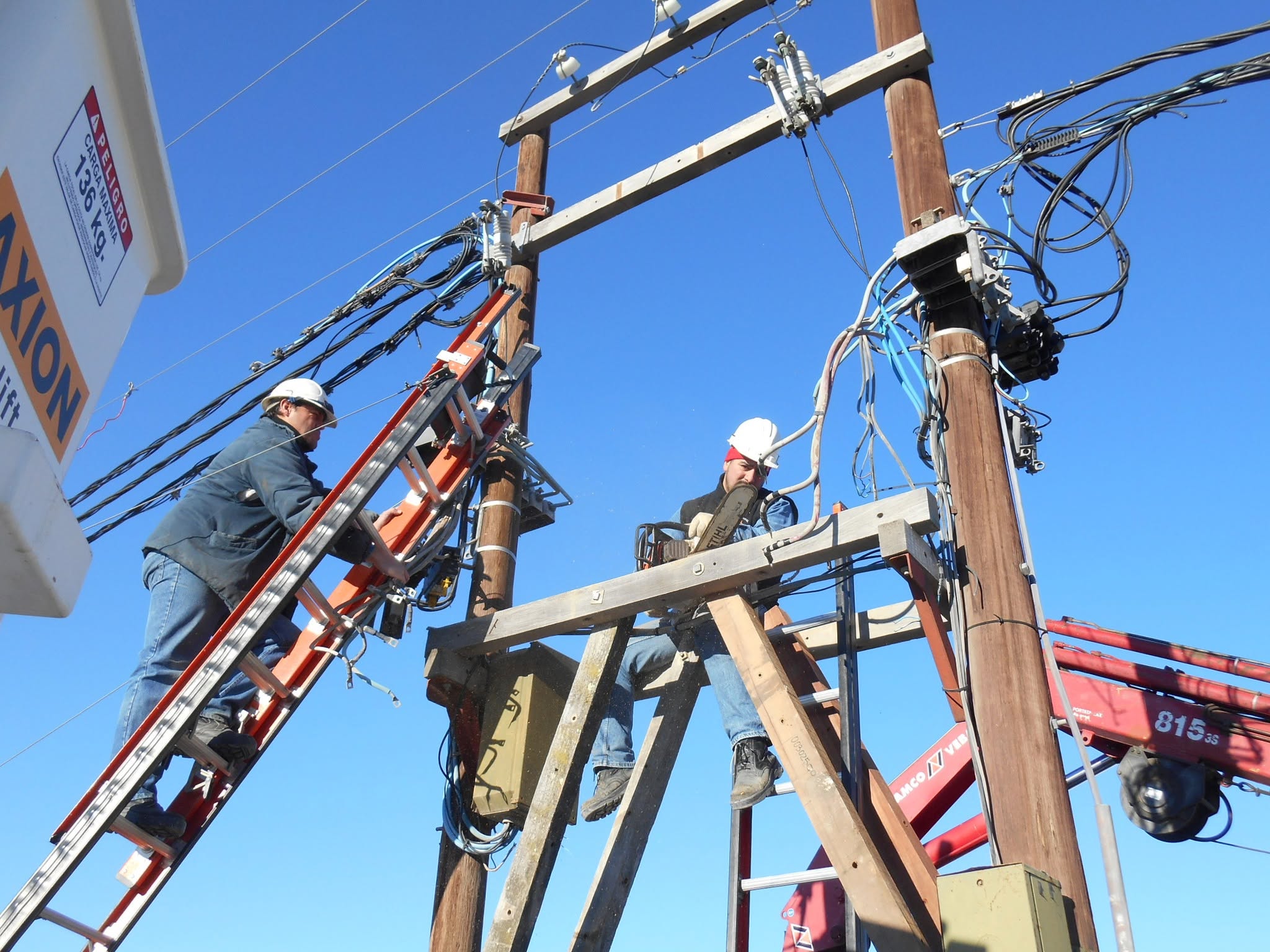 Trabajadores de la energía eléctrica.