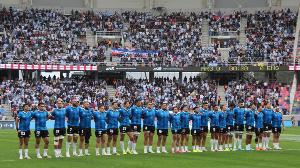 Los Pumas jugaron con una camiseta homenaje a la Selección del Mundial 86', a 40 años del doblete de Maradona. 