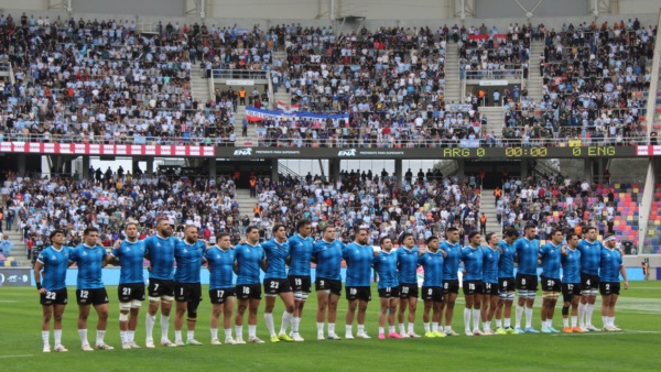 Los Pumas jugaron con una camiseta homenaje a la Selección del Mundial 86', a 40 años del doblete de Maradona. 